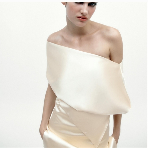 Zara ASYMMETRICAL SATIN EFFECT TOP - Picture 8 of 16